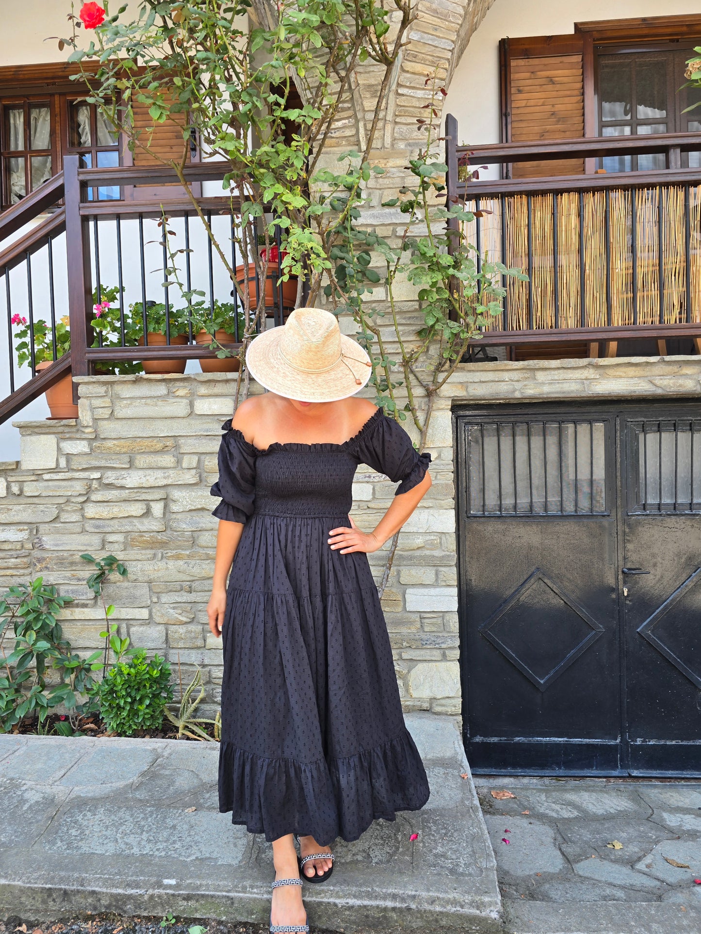 The Meadow - Schwarzes Midi-Kleid aus Baumwolle