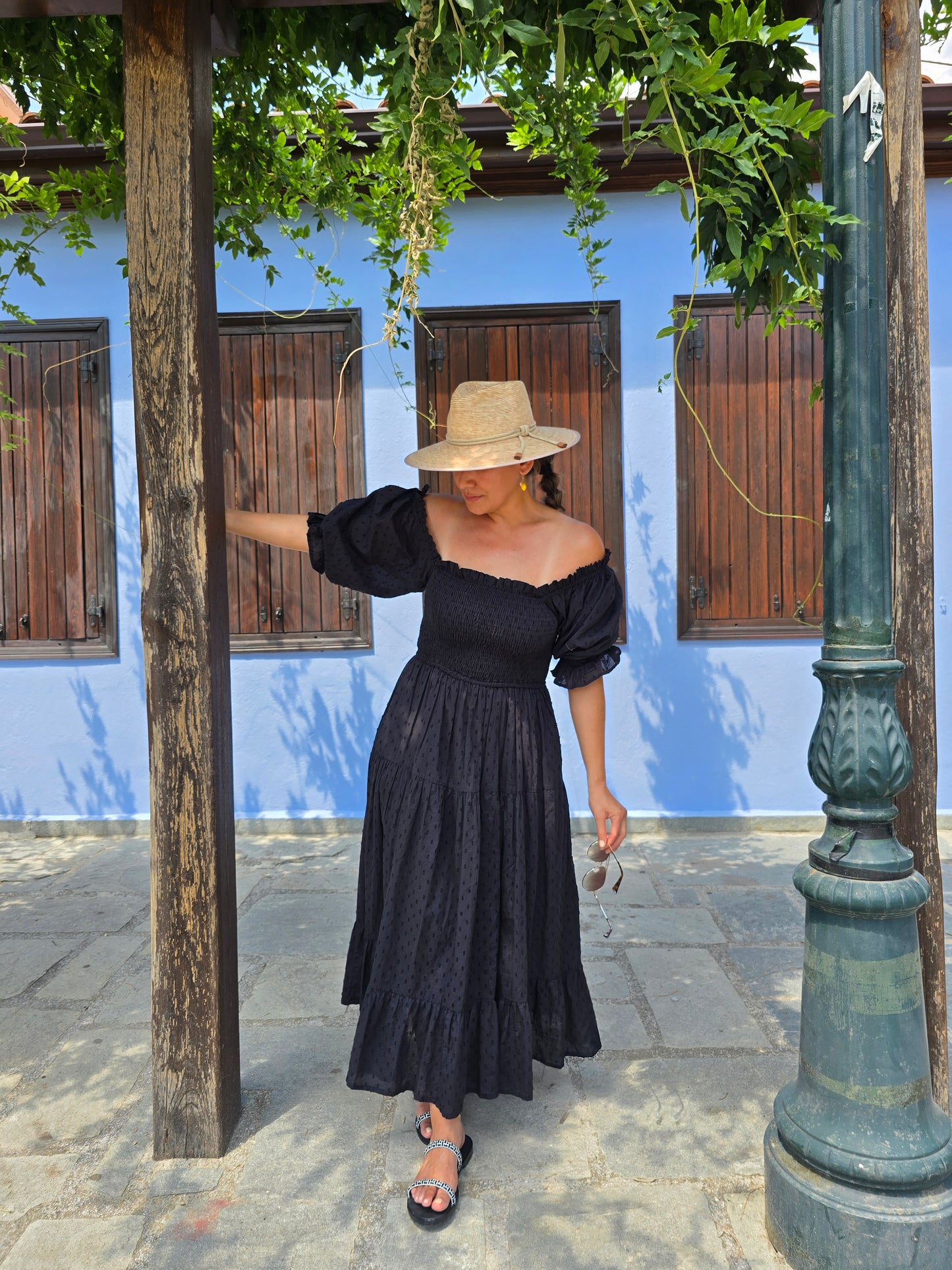 The Meadow - Schwarzes Midi-Kleid aus Baumwolle