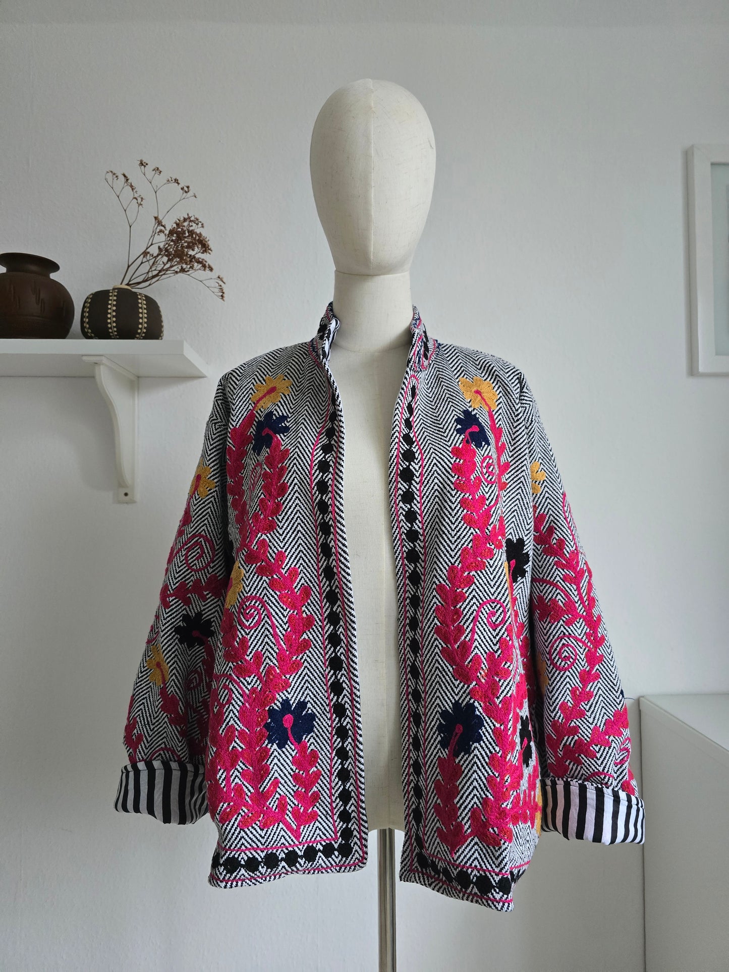 Wendbare bestickte Jacke
