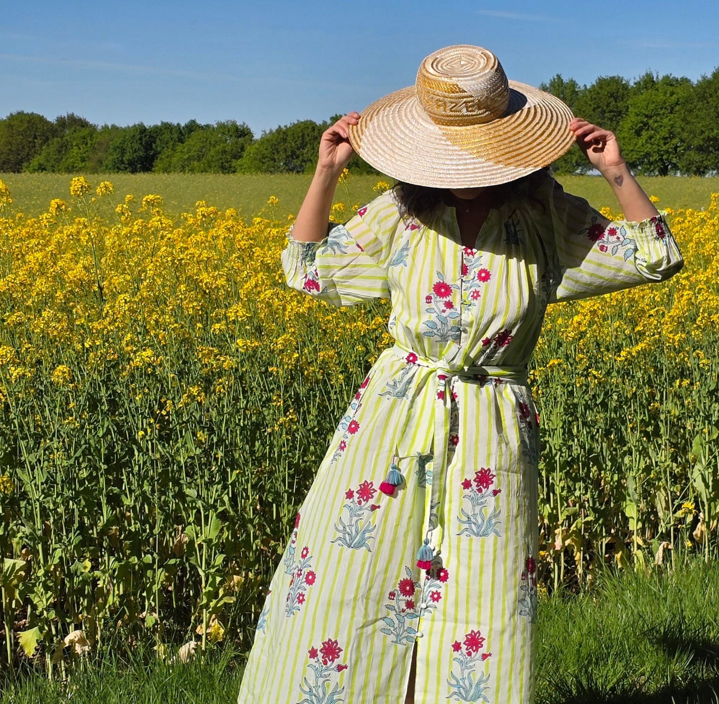 Weiches Sommerkleid aus Baumwolle mit Taschen