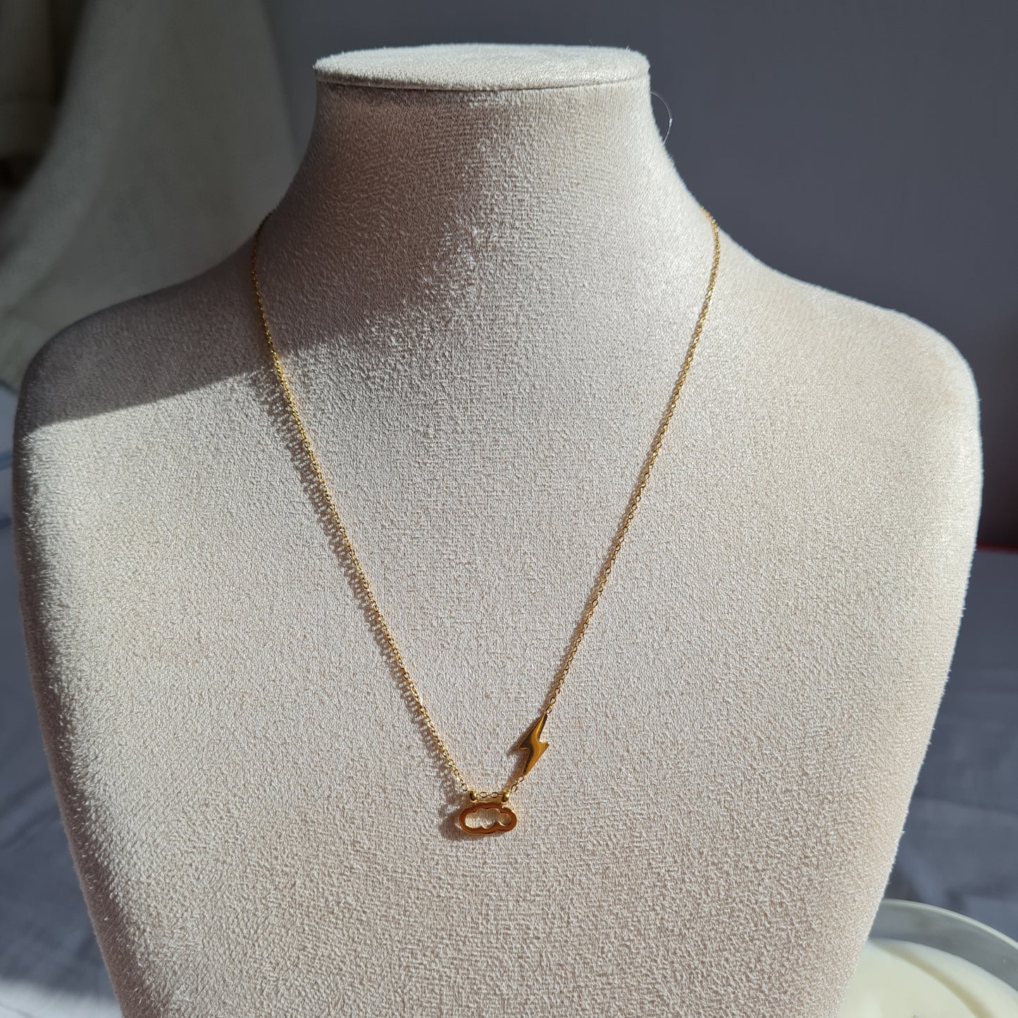 Cloud necklace