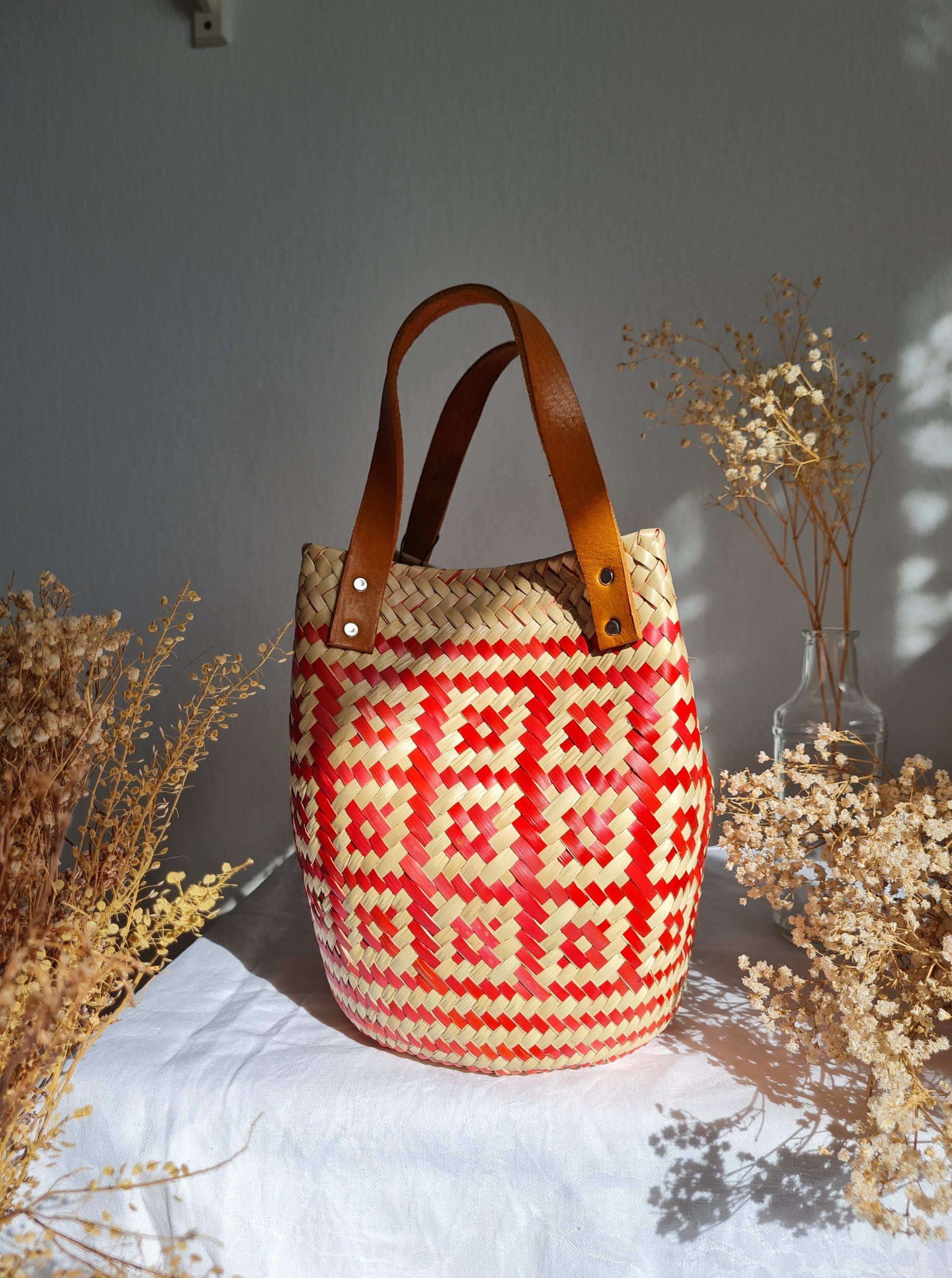 Las Palmas Korb Tasche Klein mit braunem Ledergriff – Rot/Creme