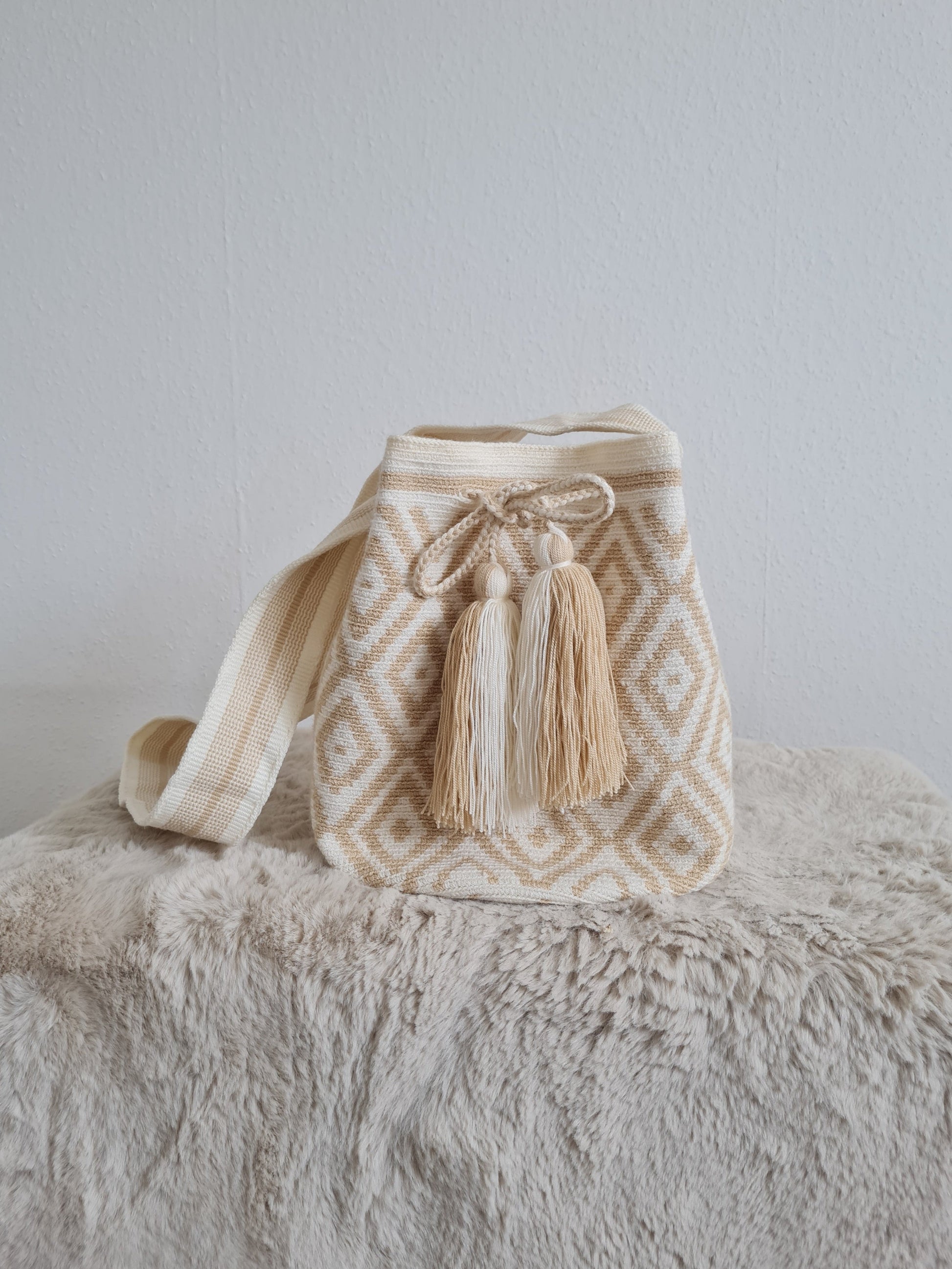 Wayuu Tasche Nr. 6 – Creme/Beige