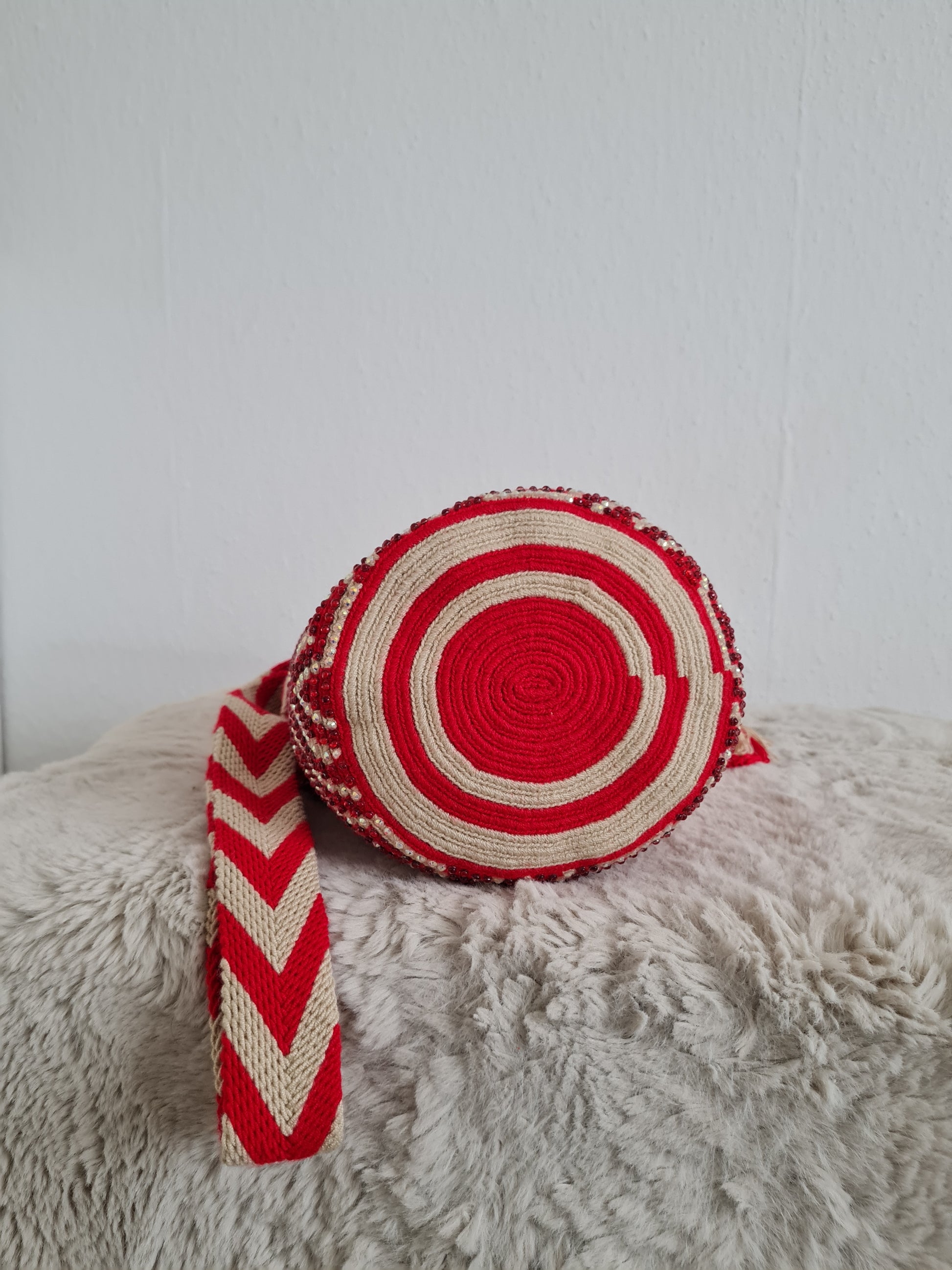 Wayuu Tasche  – Strasssteine in Rot