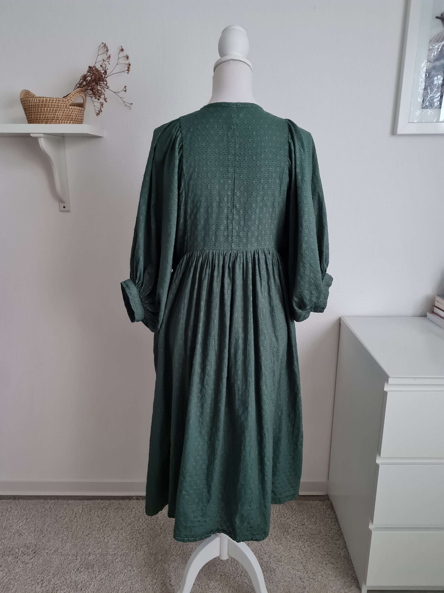 Handgefertigtes Midikleid aus Baumwolle in Forest Green