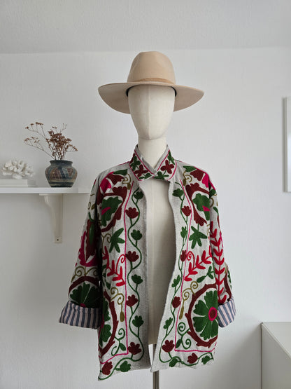 Bestickte Jacke