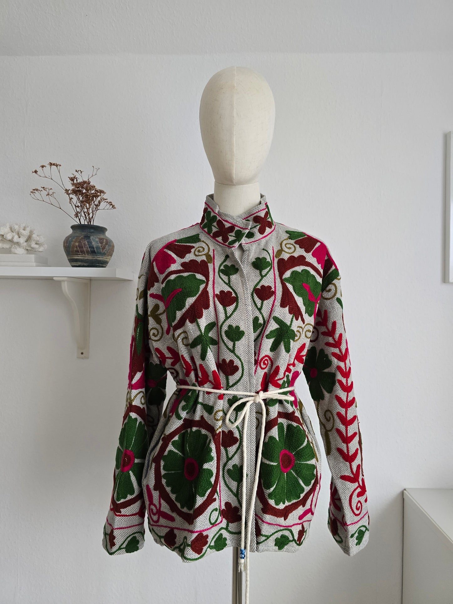 Bestickte Jacke
