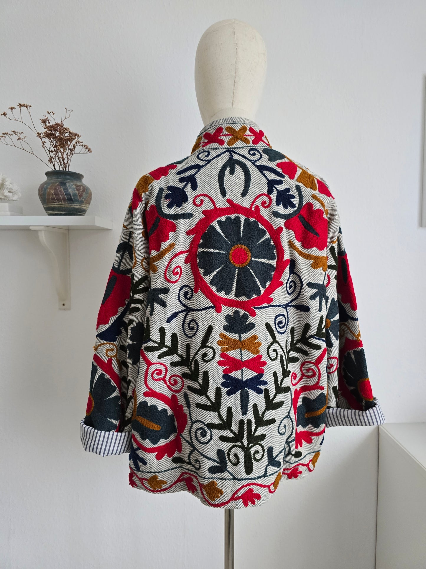Bestickte Jacke