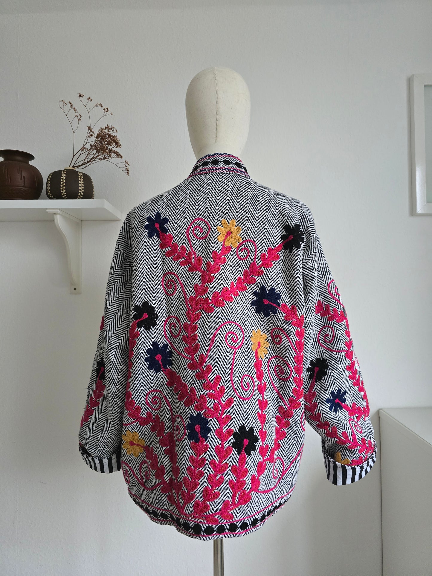 Wendbare bestickte Jacke