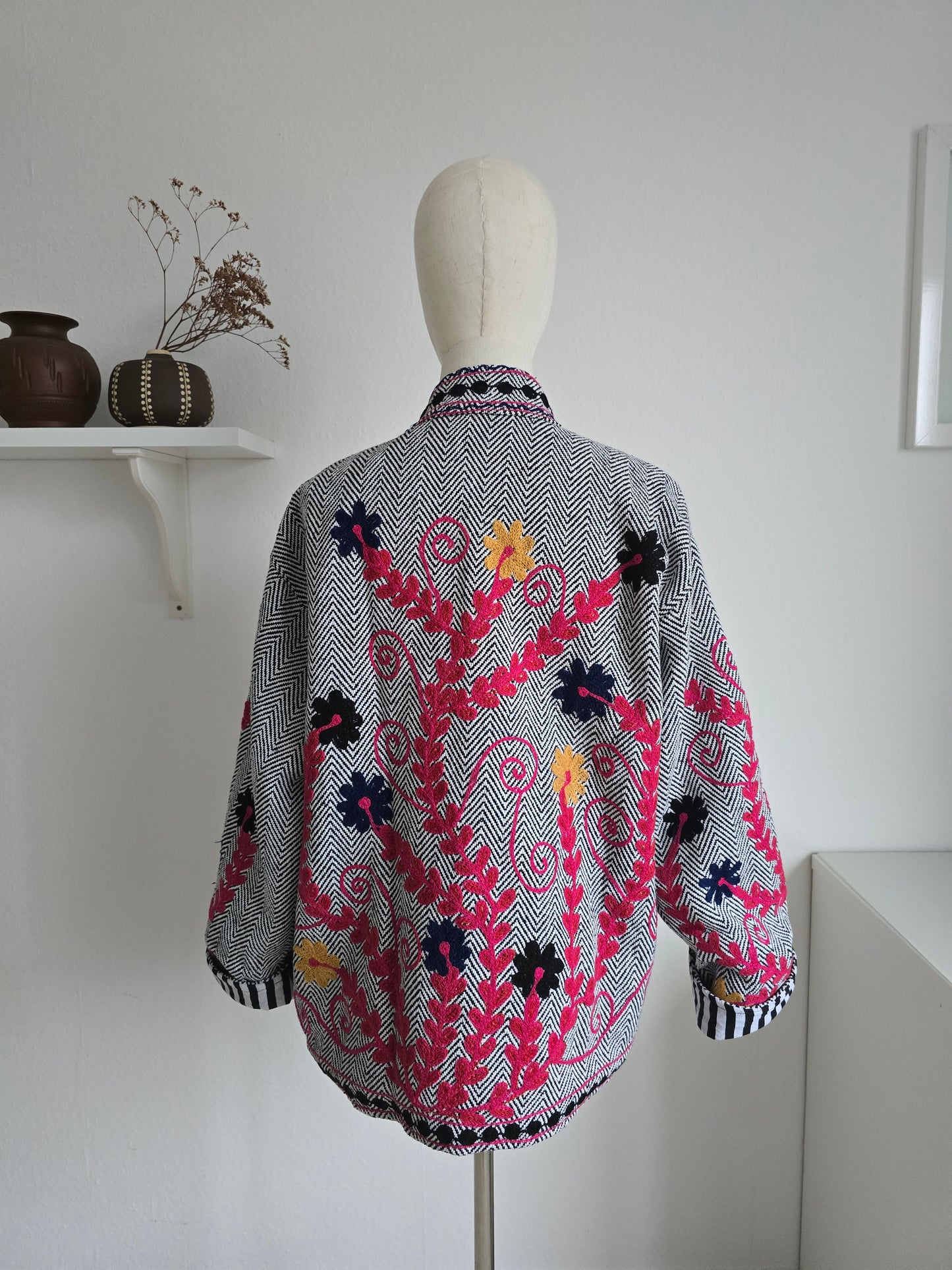 Wendbare bestickte Jacke