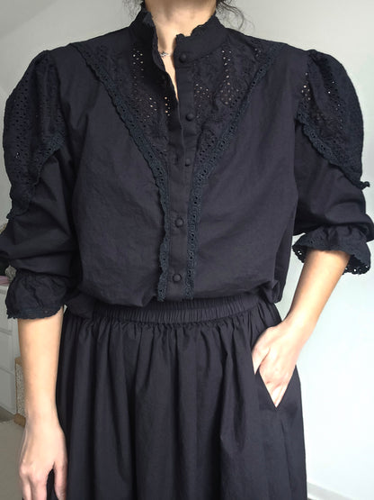 Schwarze Baumwollbluse