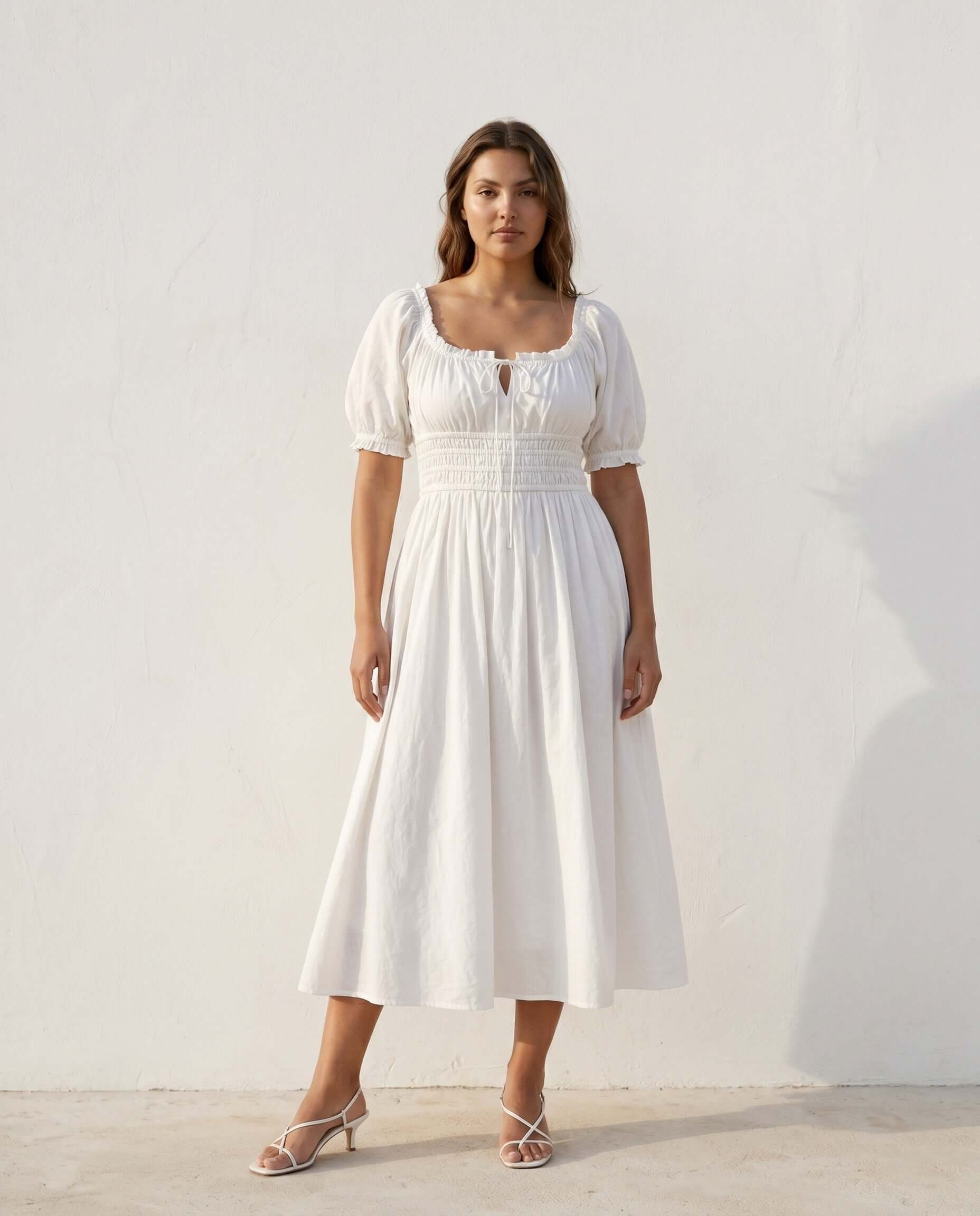 Sommerkleid Weiß Damen – Baumwoll Midi Kleid mit Puffärmeln | Solene Kleid, handgefertigt und aus 100% Baumwolle.