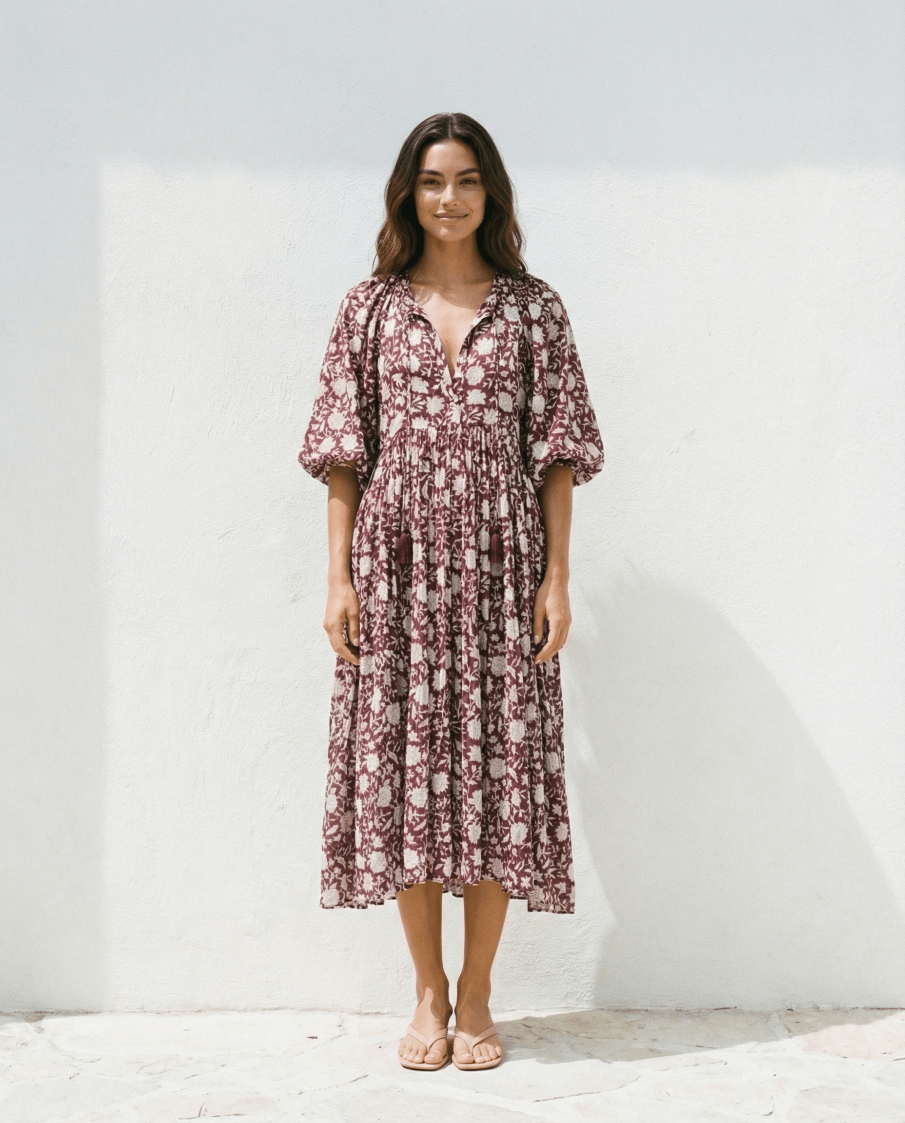 Camilla Kleid mit Handblockdruck – Burgundy, handgefertigt, Vintage-inspiriertes Midi-Kleid aus 100% Baumwolle.