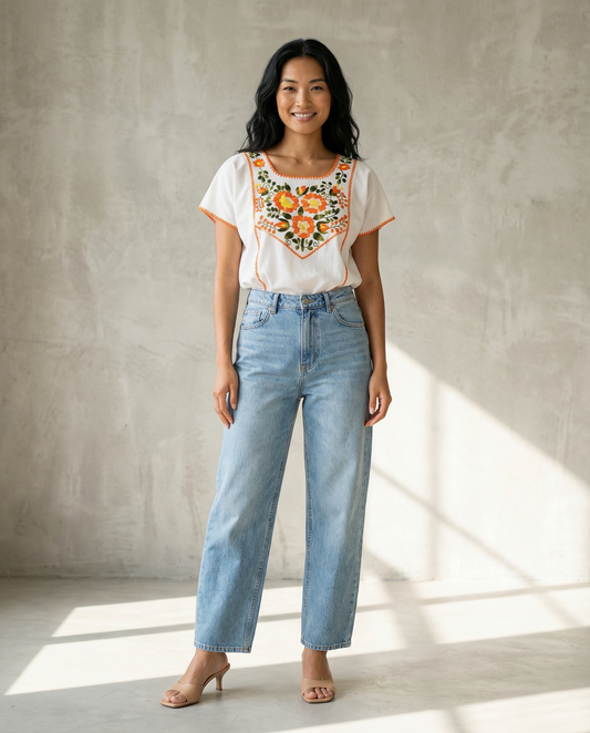 Handbestickte Carmela Bluse Nr. 15 – Creme/Orange