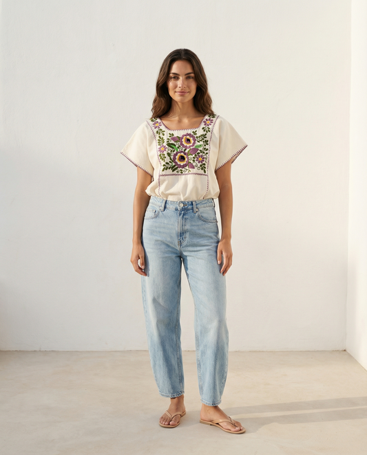 Hand-embroidered cotton blouse No. 9 – cream
