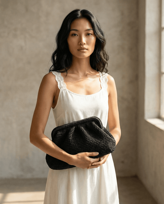 Hand-crocheted Clutch – Black