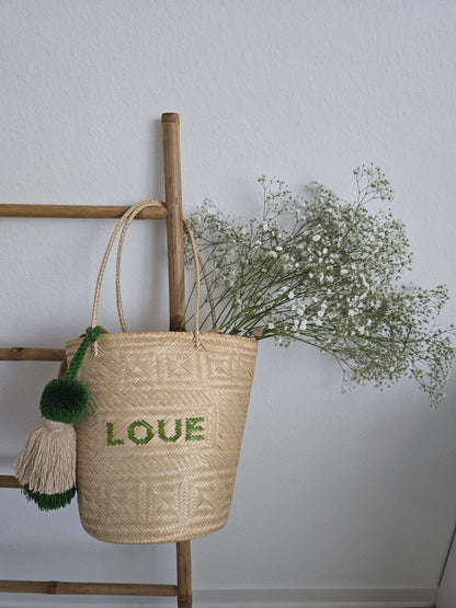 Handgemachte Korbtasche Love