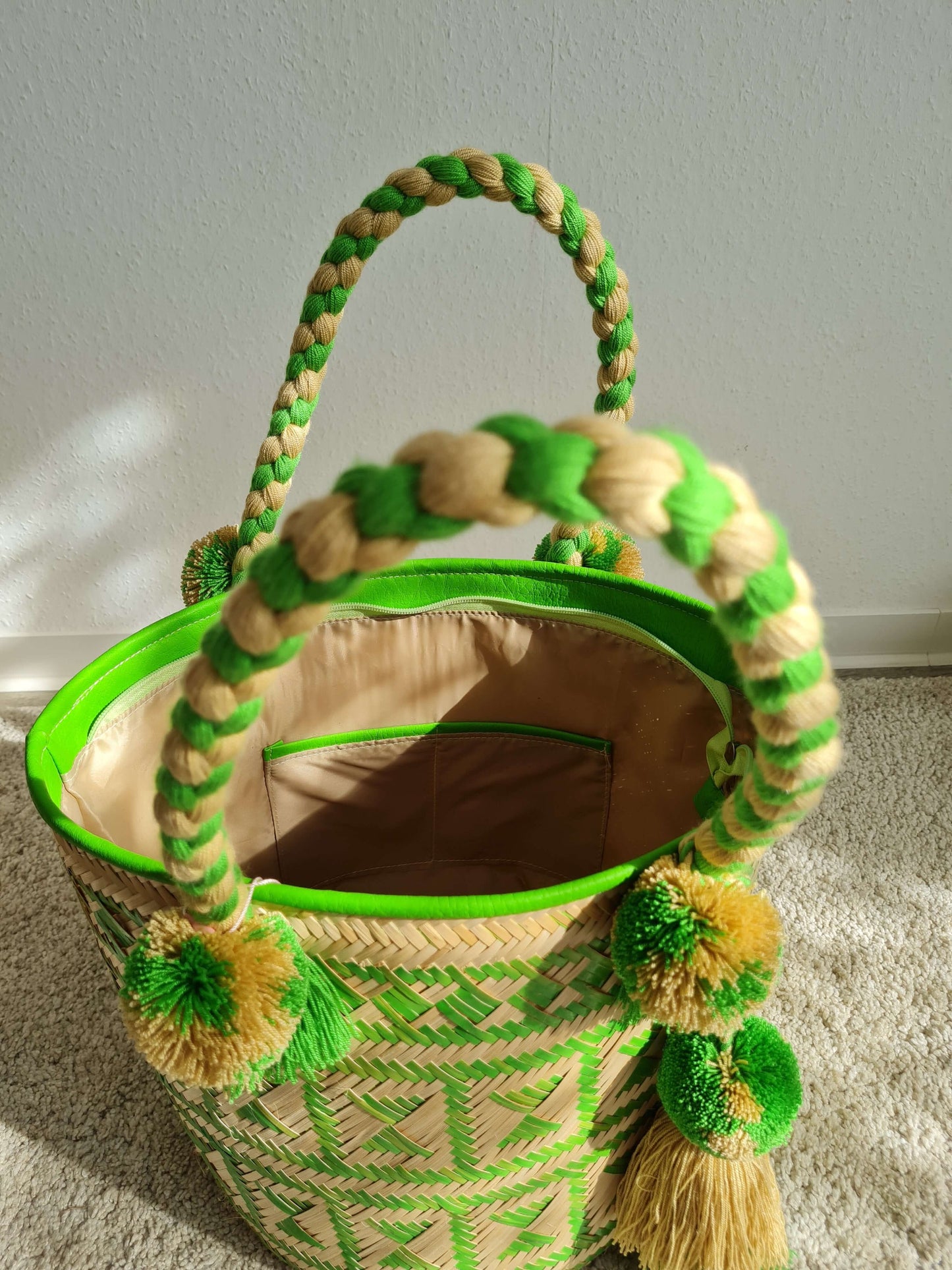 Handmade Raffia basket Bag - Green