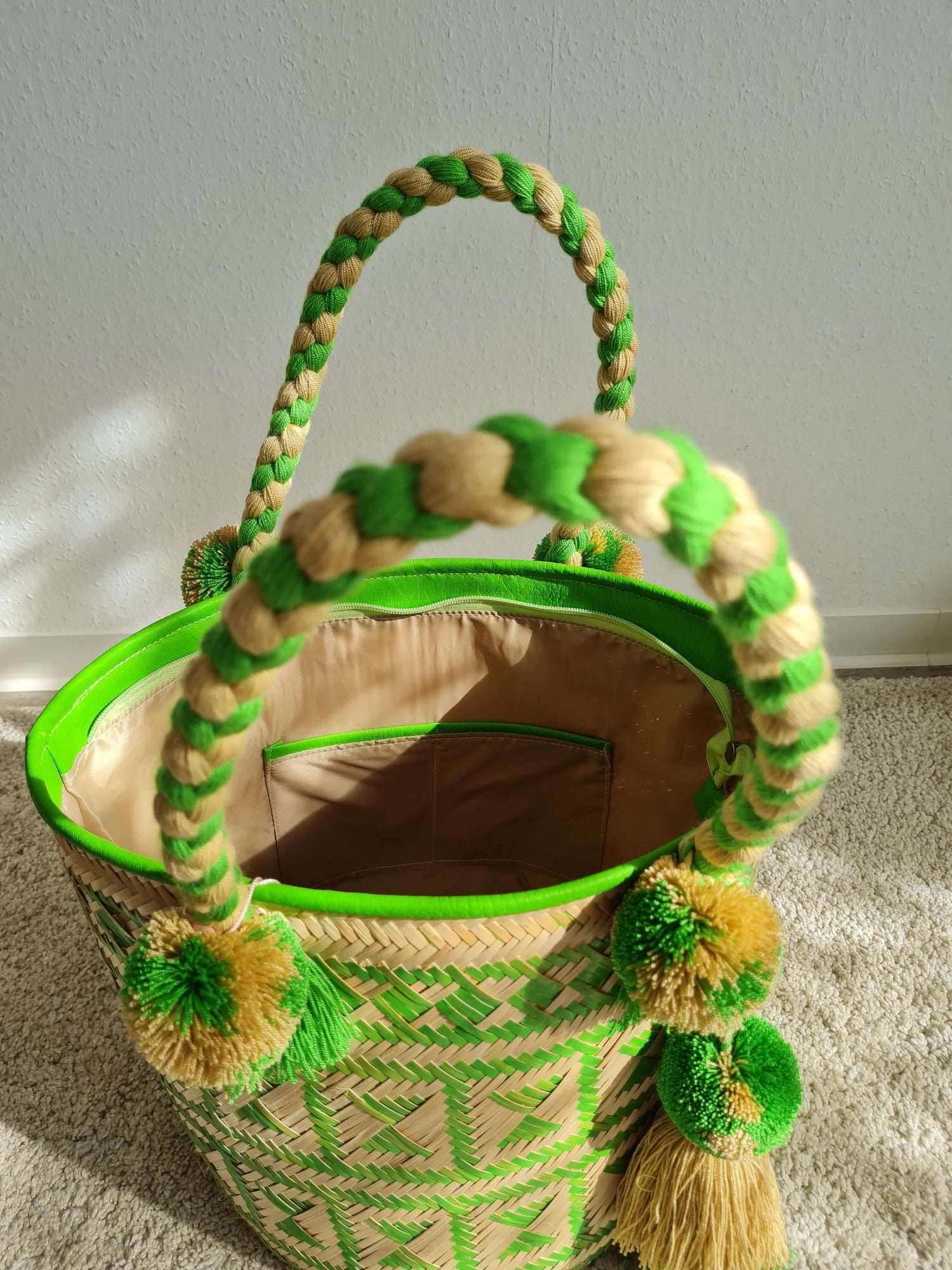 Handmade Raffia basket Bag - Green