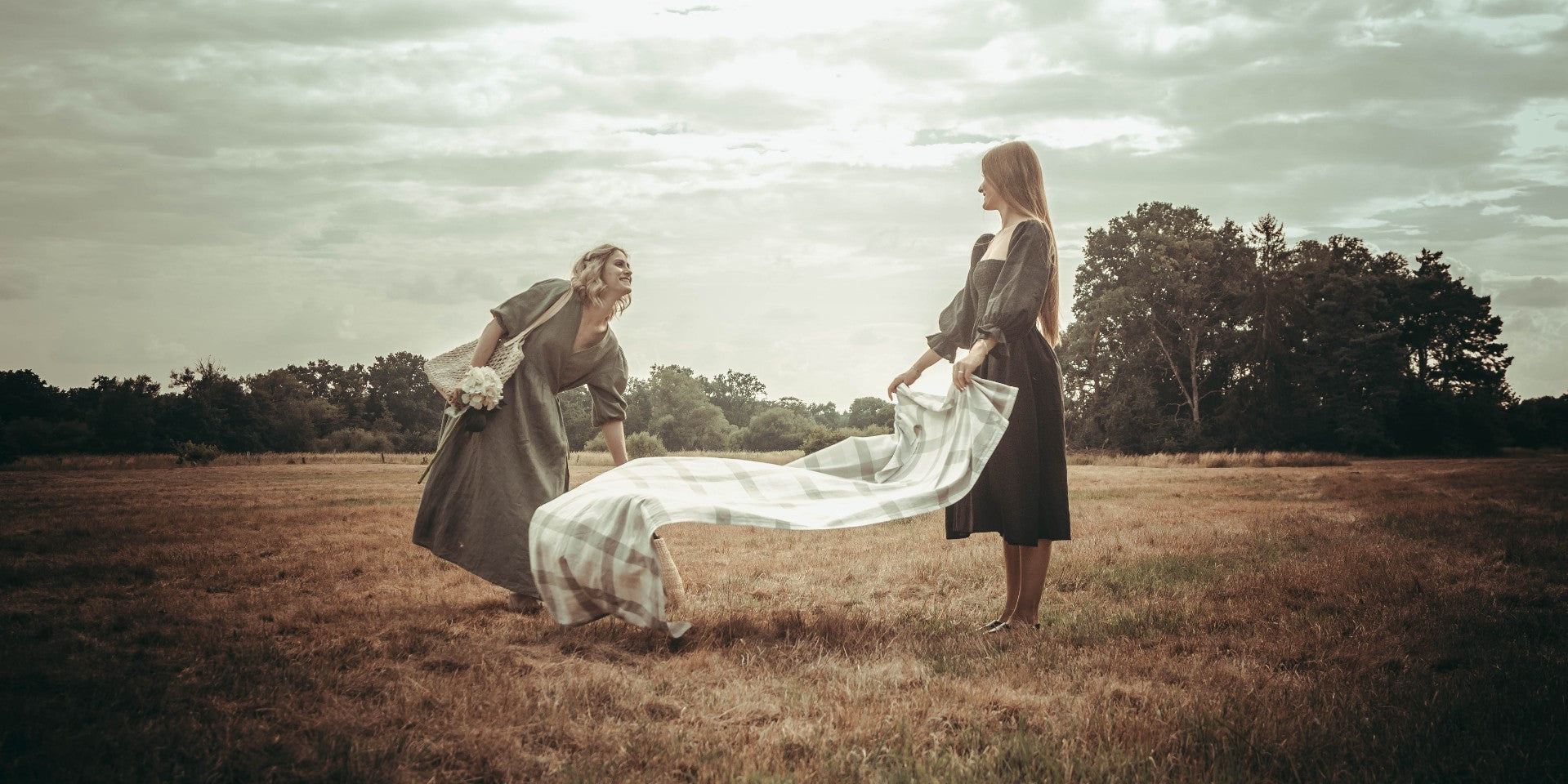 Hazel Fashion Studio Bildbanner  auf Homepage.