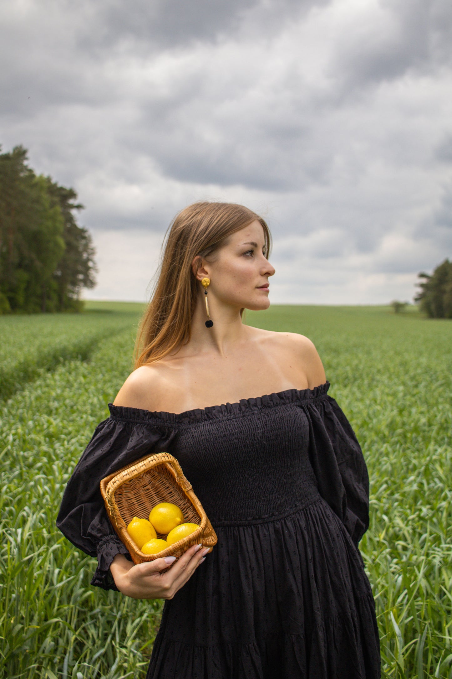 The Meadow - Black Midi Dress Made of Cotton