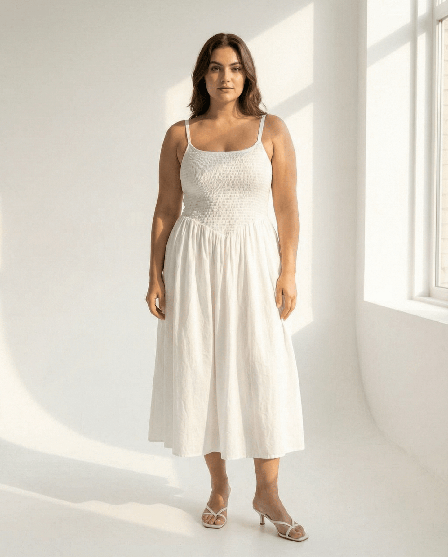 Jardin Midi Kleid aus Baumwolle - Weiß, handgefertigt, Slow Fashion, atmungsaktives Sommer Kleid in stilvollem Design.