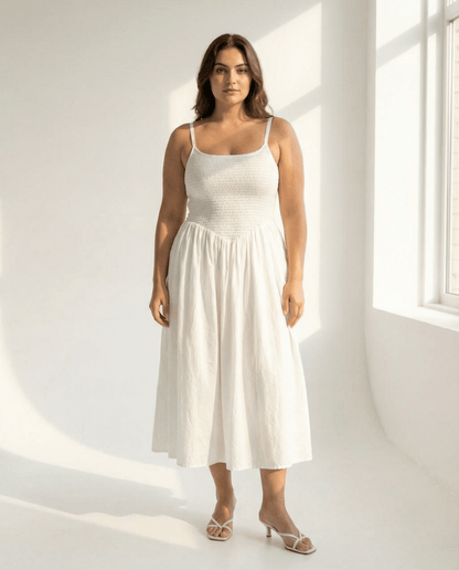 Jardin Midi Kleid aus Baumwolle - Weiß, handgefertigt, Slow Fashion, atmungsaktives Sommer Kleid in stilvollem Design.