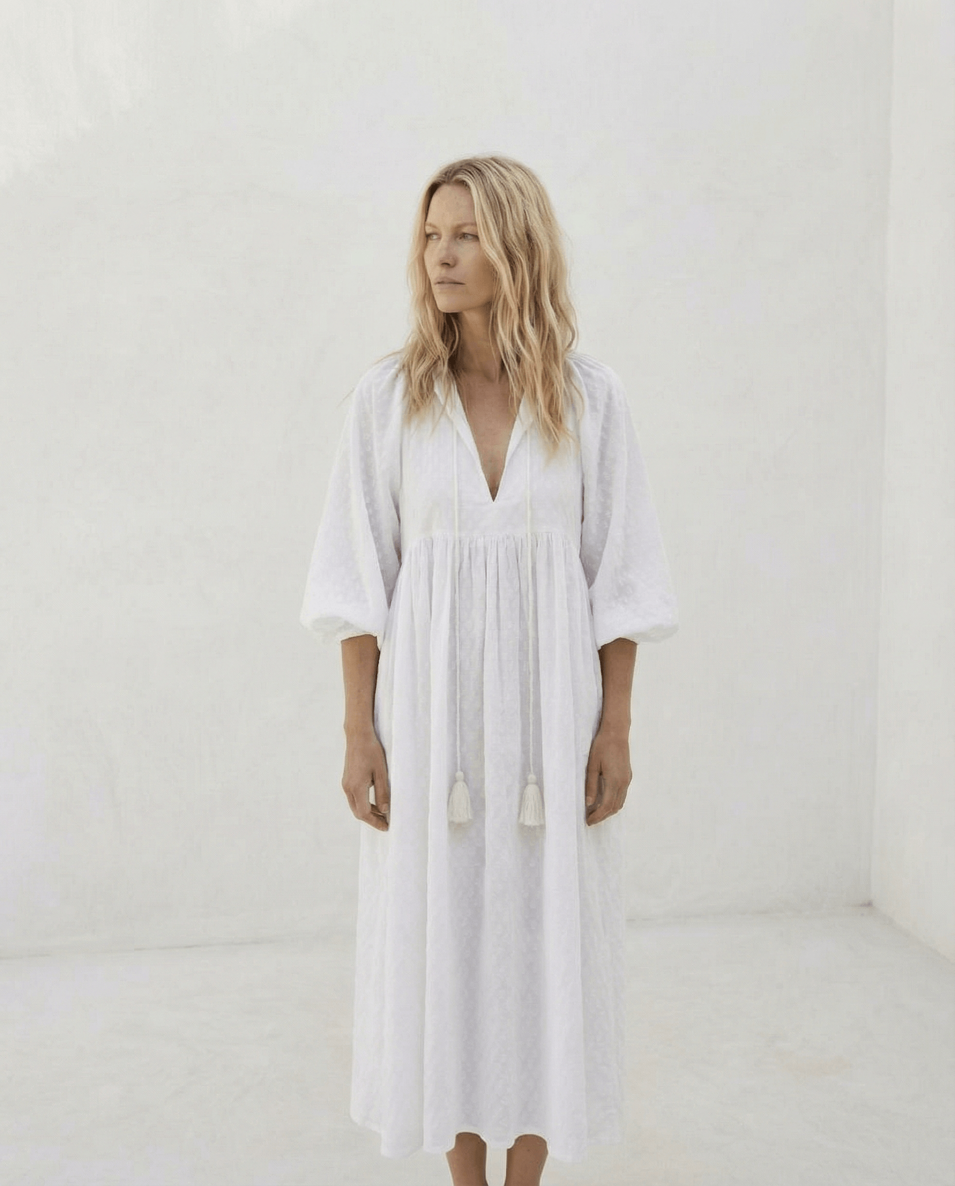 Lucia_White_Jacquared_Dress_Weiss