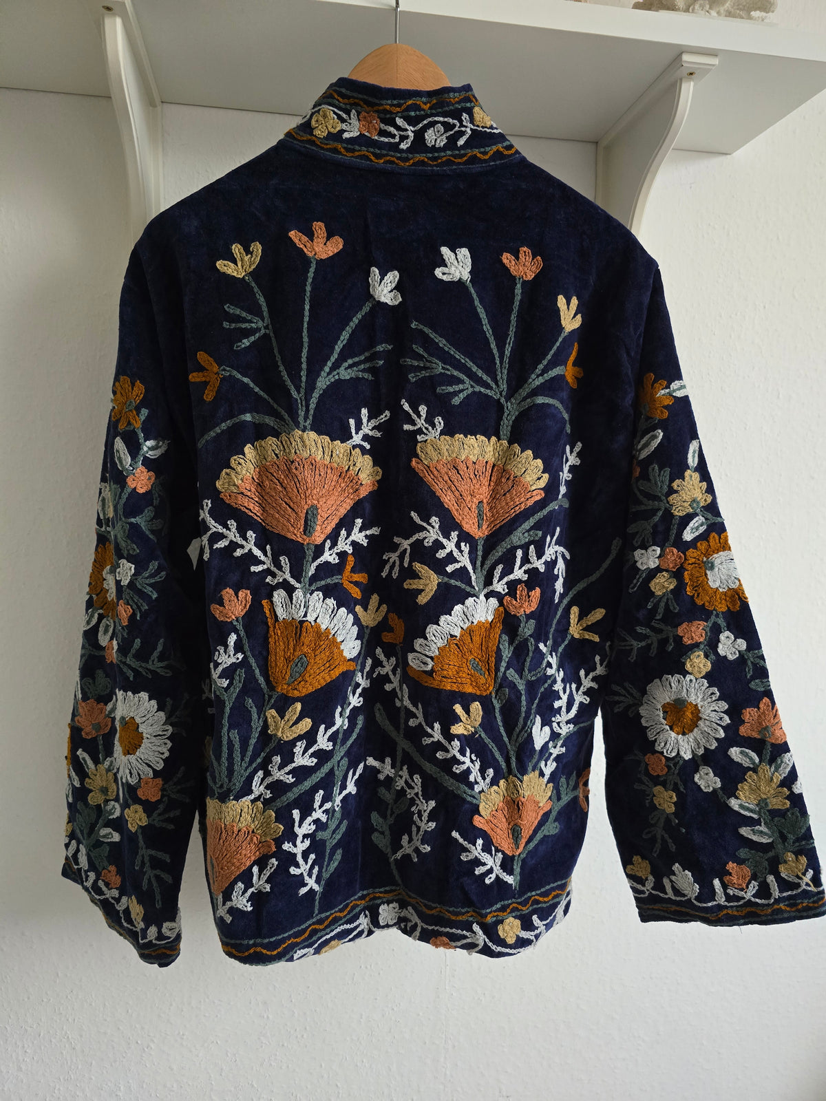 Wendbare bestickte Samtjacke No.6