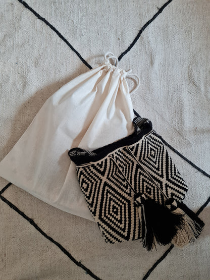 Wayuu Tasche Nr. 13 – Pink/Türkis