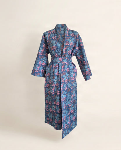 Langer gesteppter Baumwoll-Kimono mit Gürtel