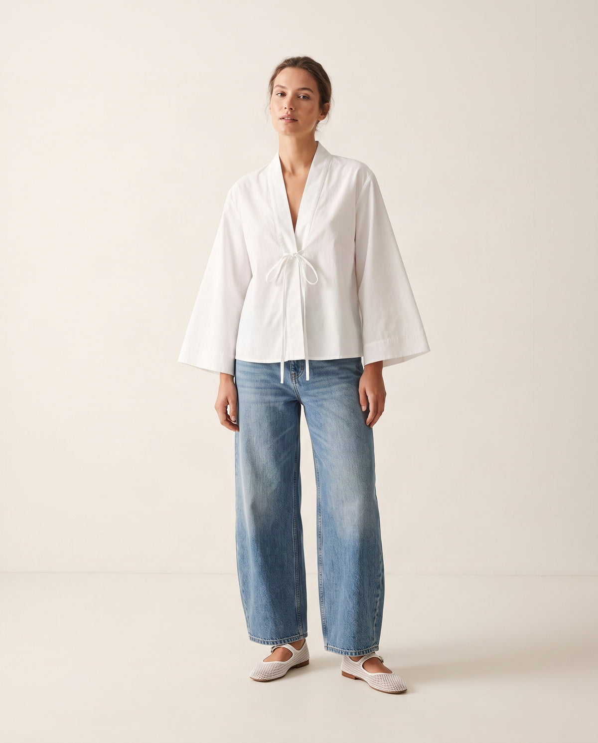 Weiße Baumwollbluse für Damen im Kimono-Stil
