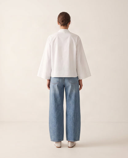 Weiße Kimonobluse aus weicher Baumwolle