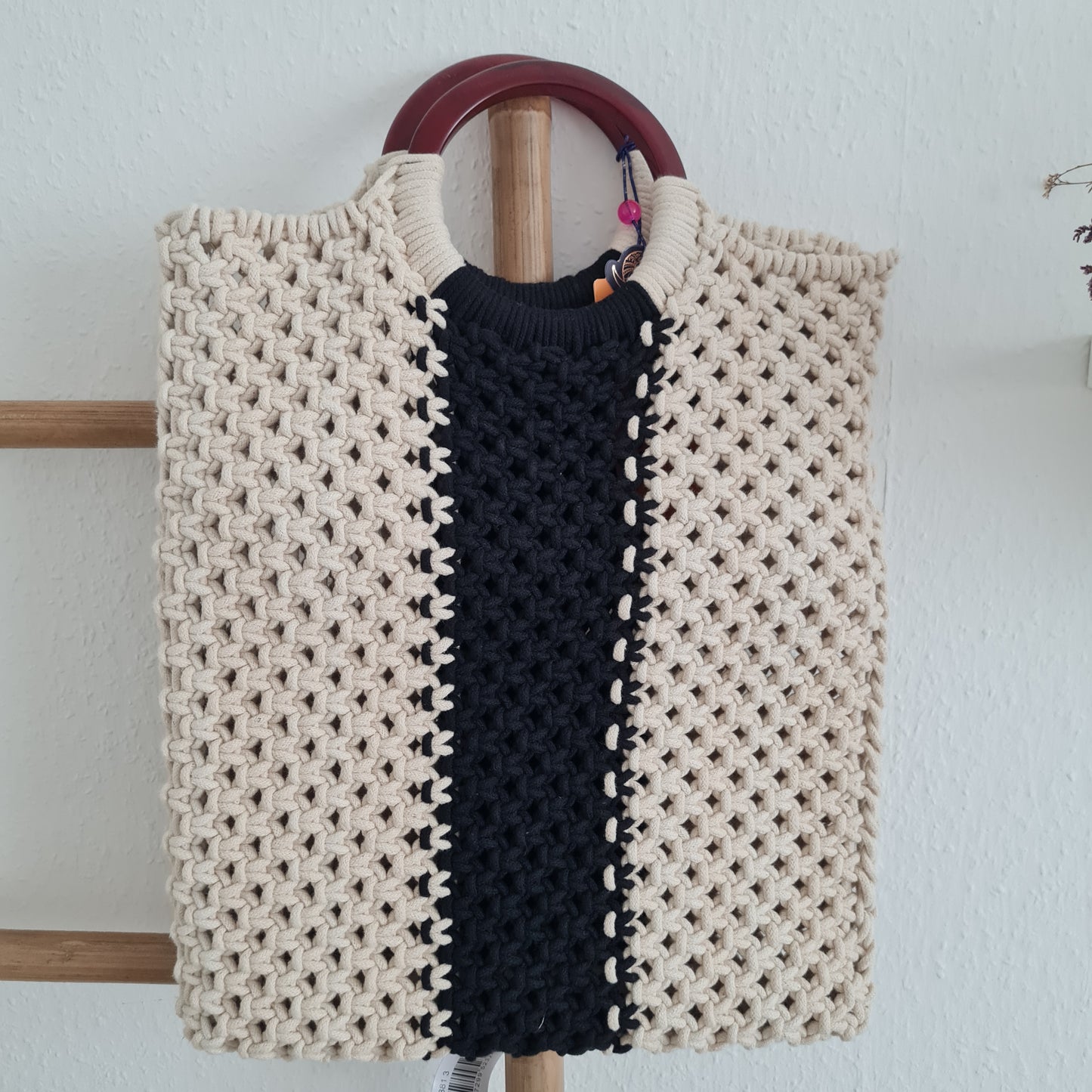 Häkeltasche – Creme/Schwarz