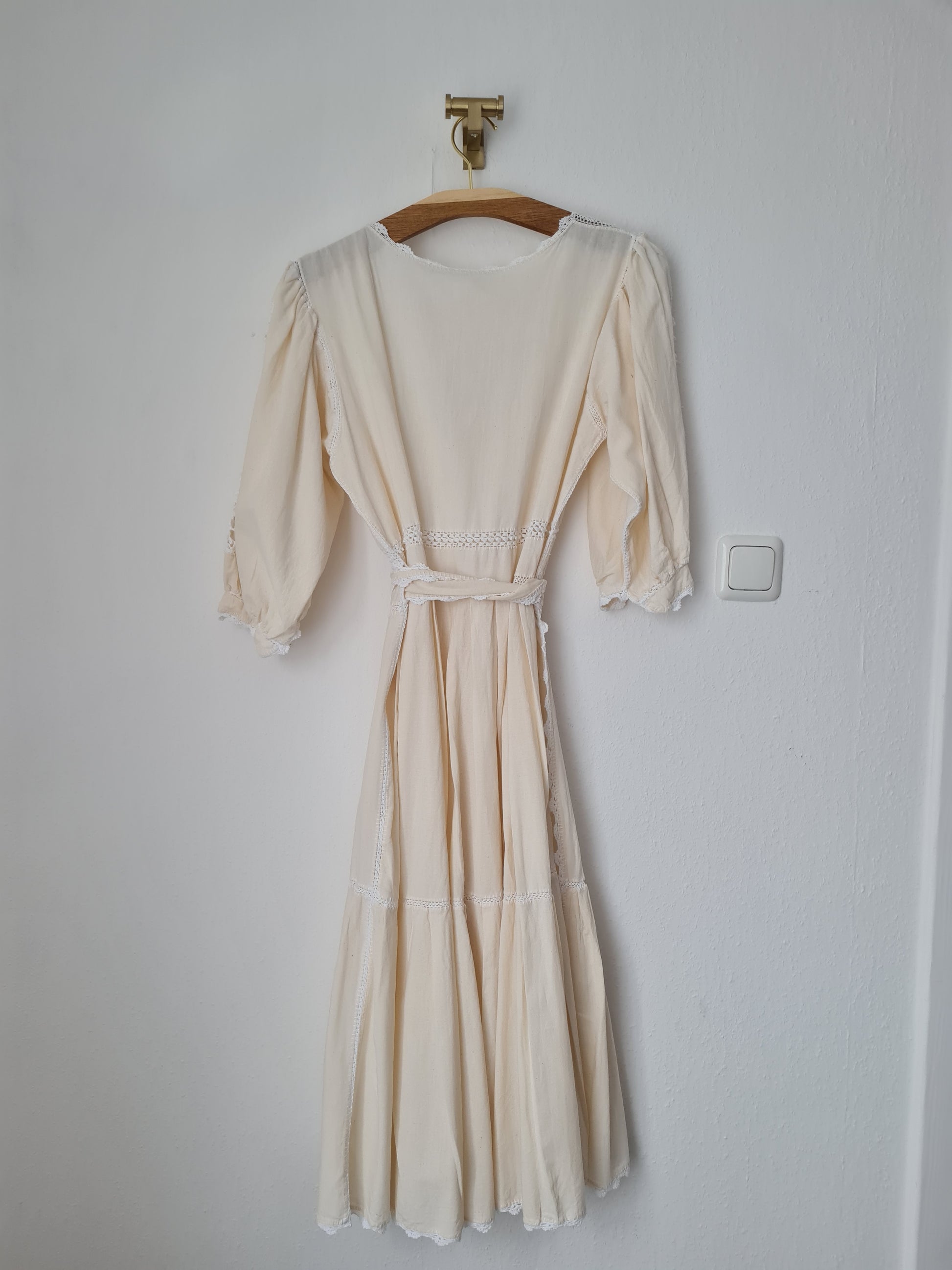 Mexicana Wickelkleid – Creme/Weiß