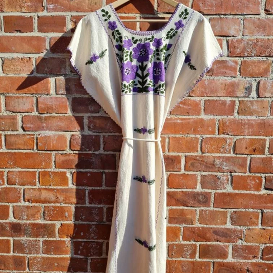 Carmela Kleid – weiß/lila