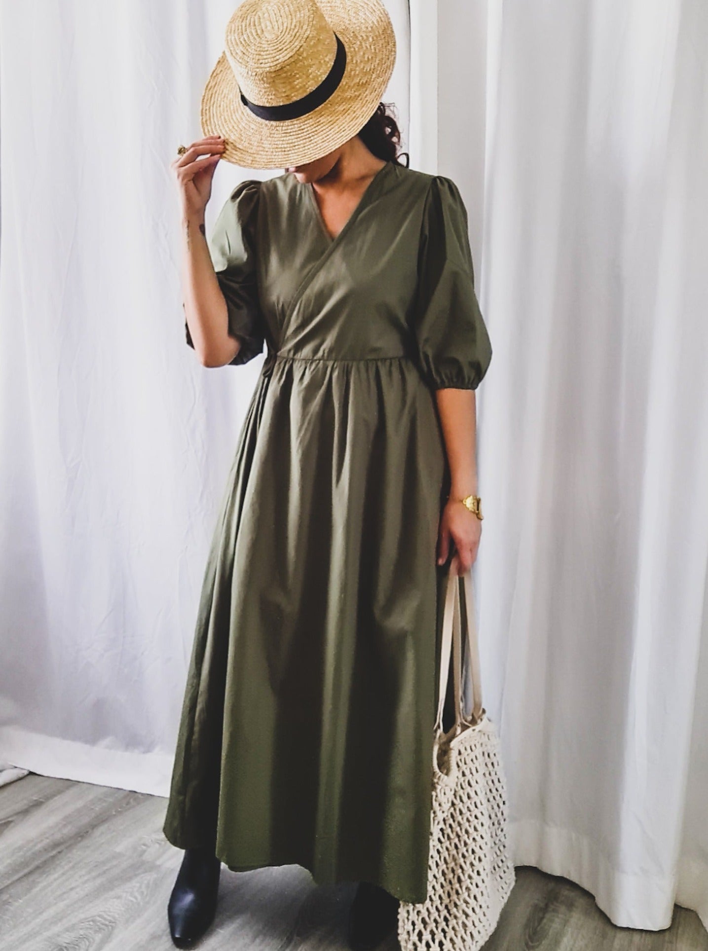 Mira Wickelkleid aus Baumwolle – Olive